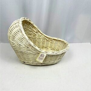 Nwt VINTAGE Burton+Burton BASKET Hand Woven Doll Display Prop Hooded With Bonnet